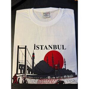NWOT Istanbul Turkey Graphic T-Shirt Mens Large White 100% Cotton Souvenir Tee